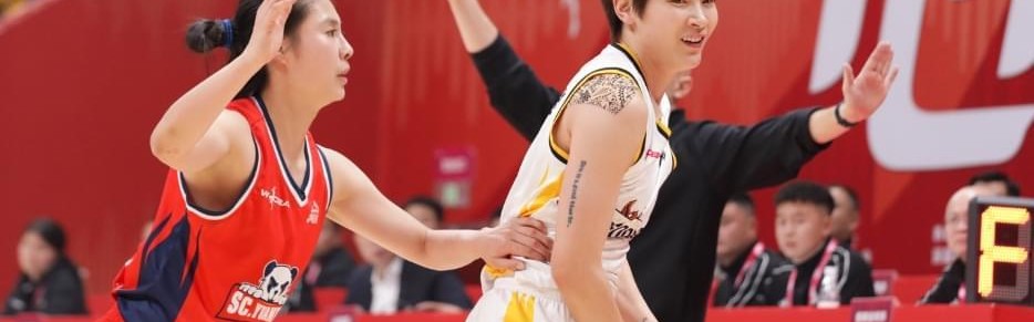 九游平台-女篮一夜曝出两大冷门！全联盟第1被掀翻：张子宇6分2板惨遭弃用