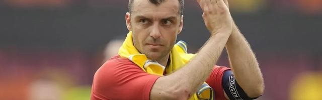 九游首页-潘德夫宣布明日赛后退役 北马其顿足球第一人谢幕