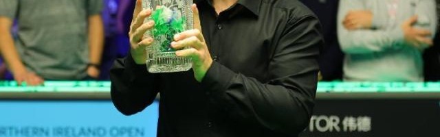 九游首页-北爱赛艾伦卫冕 周跃龙三次冲击排名赛首冠失利