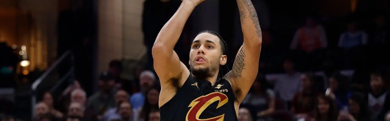 九游首页-进步神速！骑士二年级锋线新星已经成长为联盟顶级3D球员了？