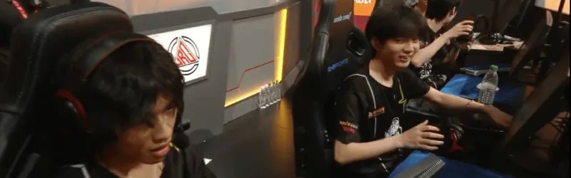 PCL秋季赛周中赛W2D3R5：4AM吃鸡，单局12淘汰