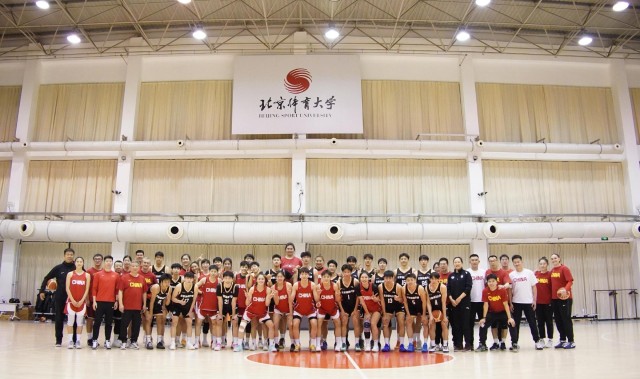 九游首页-中国女篮最新备战曝光！2米26女姚明+30岁王牌到队，95一代仅1人